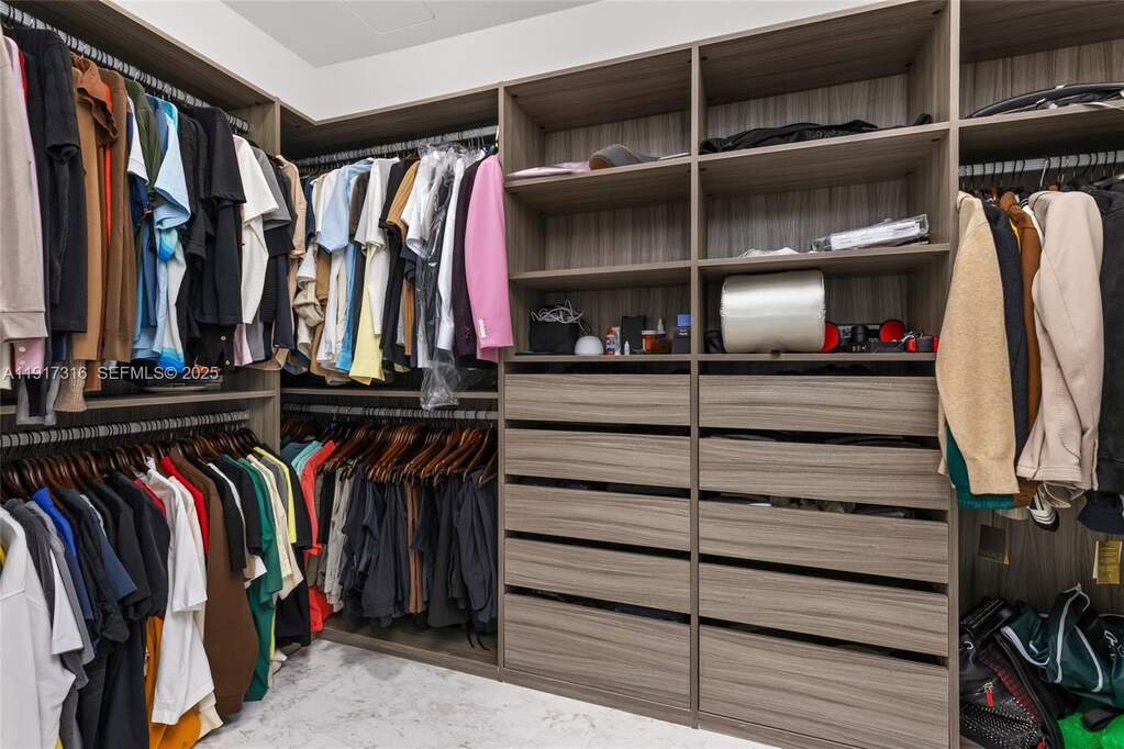 4 Bedroom Apartment/Flat's Image 33