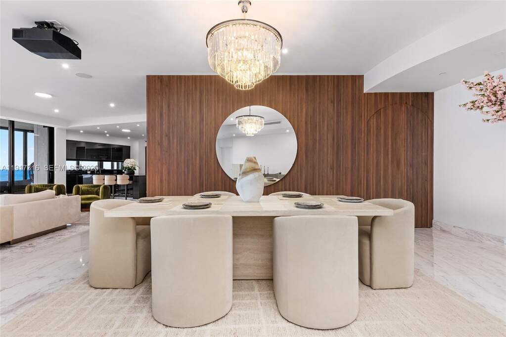 4 Bedroom Apartment/Flat's Image 3