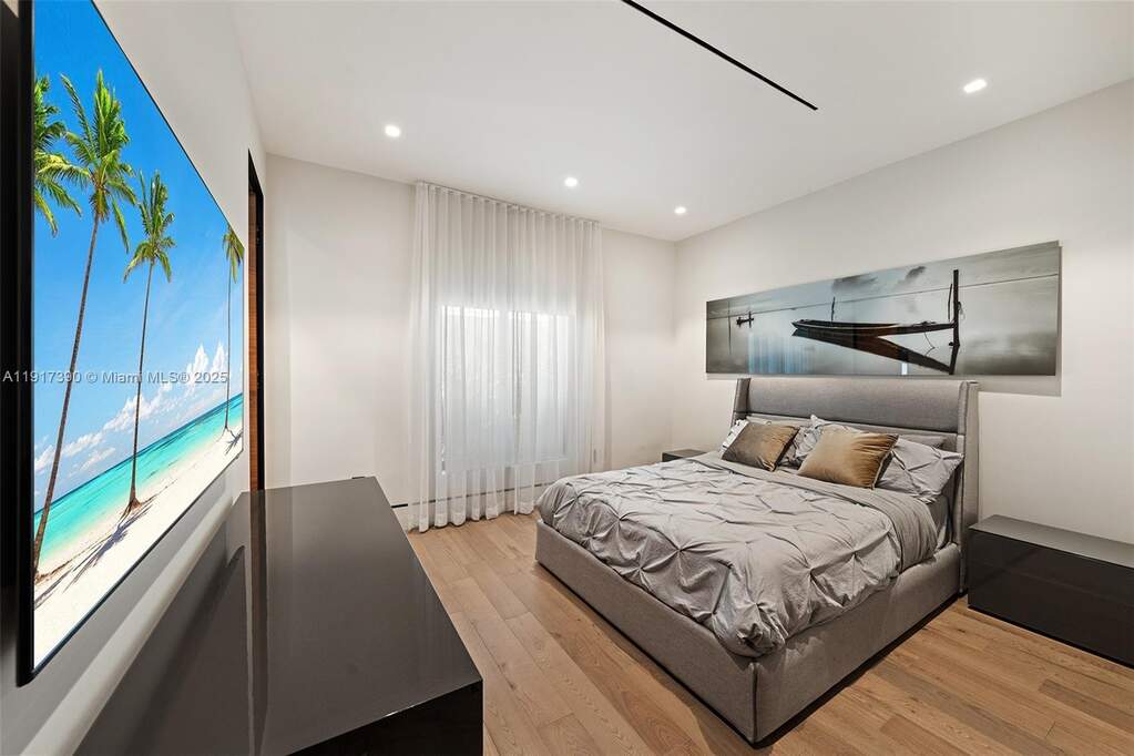 4 Bedroom Single Family Home/House's Image 17