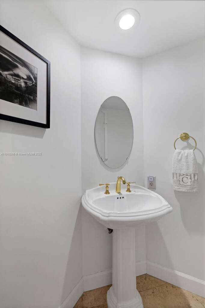 3 Bedroom Apartment/Flat's Image 9