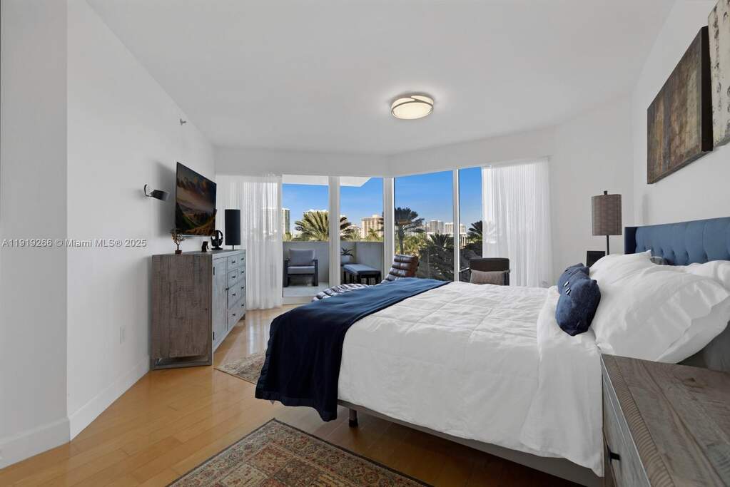 3 Bedroom Apartment/Flat's Image 10