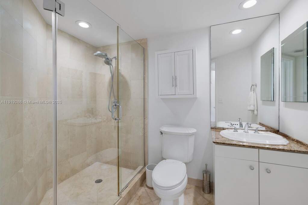 3 Bedroom Apartment/Flat's Image 14