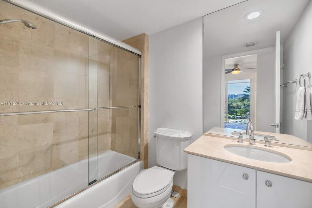 3 Bedroom Apartment/Flat's Image 18