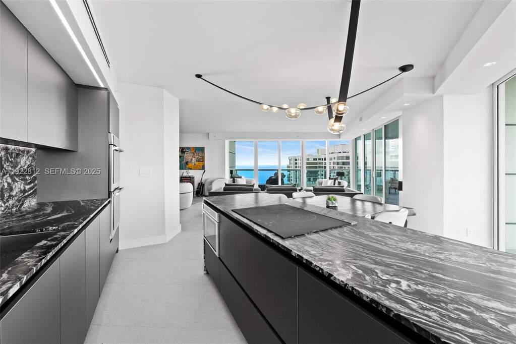 2 Bedroom Apartment/Flat's Image 4