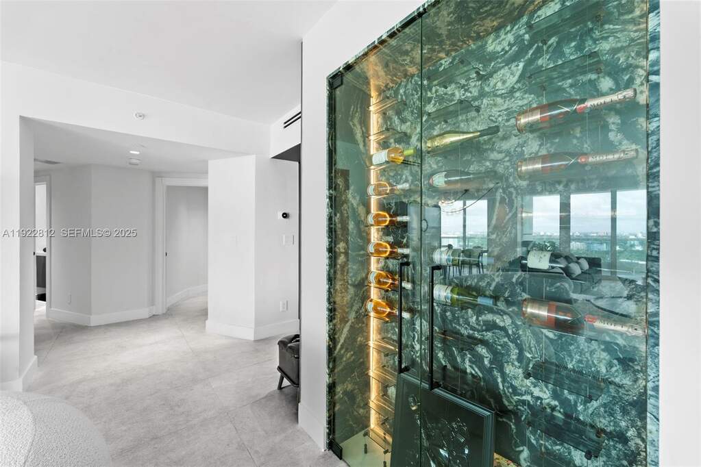2 Bedroom Apartment/Flat's Image 6