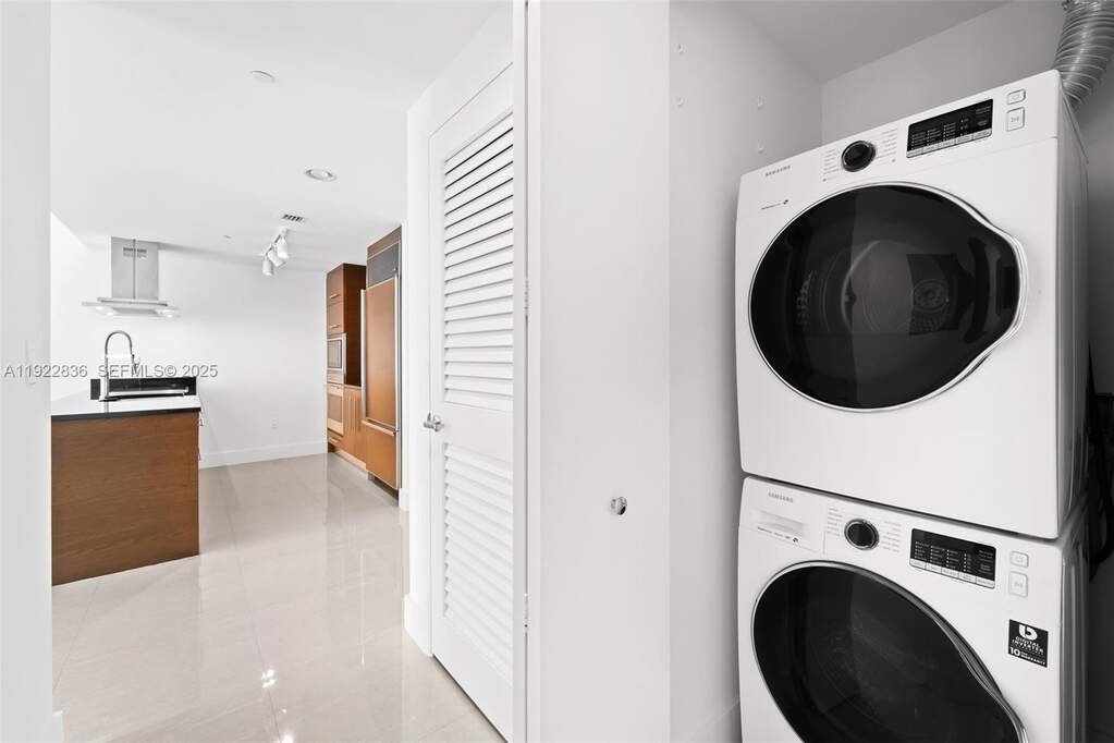 1 Bedroom Apartment/Flat's Image 3