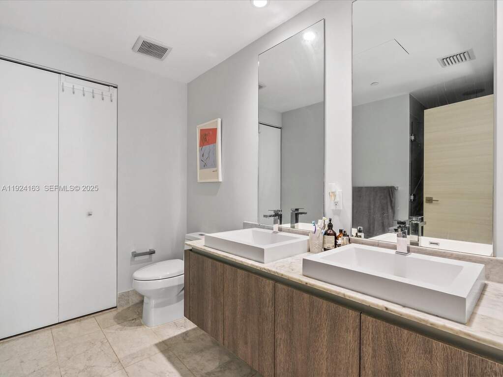1 Bedroom Apartment/Flat's Image 20