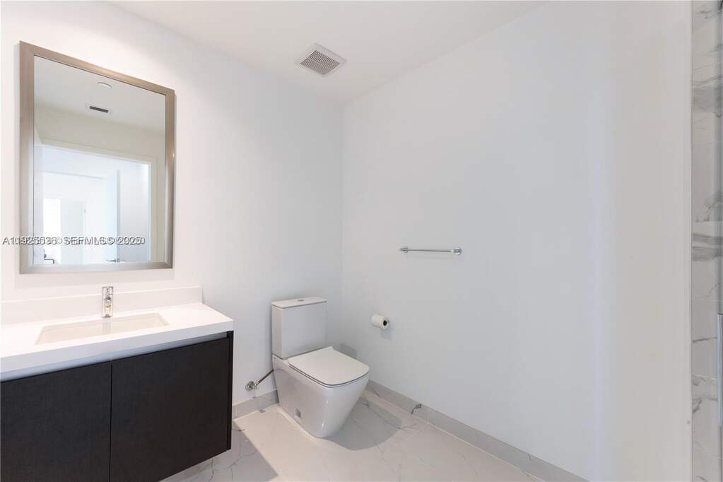 2 Bedroom Apartment/Flat's Image 10