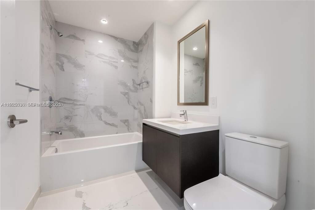 2 Bedroom Apartment/Flat's Image 14