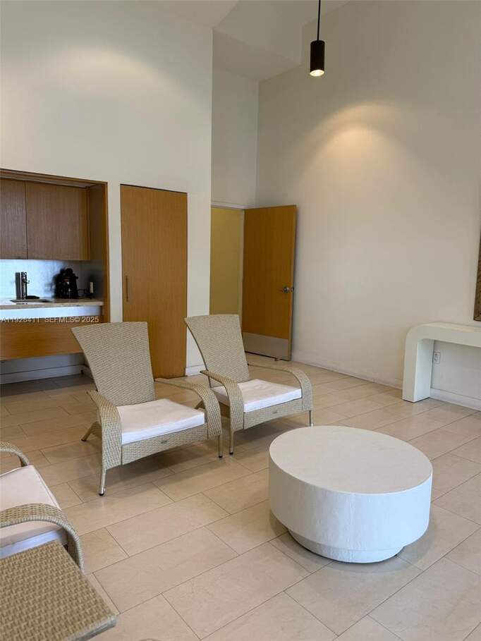 1 Bedroom Apartment/Flat's Image 15