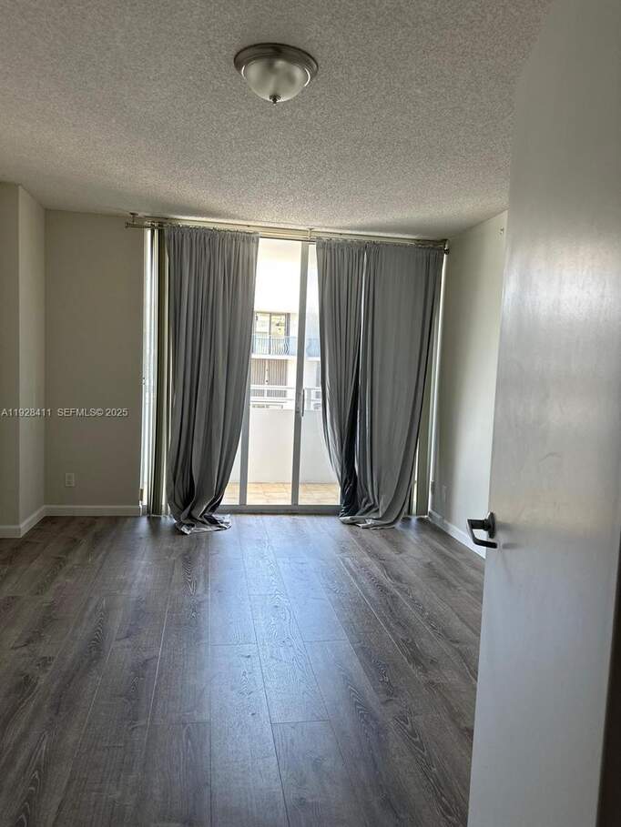 1 Bedroom Apartment/Flat's Image 5