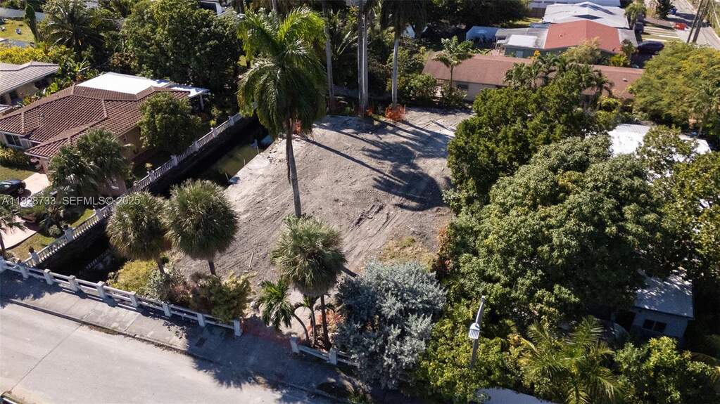 Land/Vacant Land's Image 4