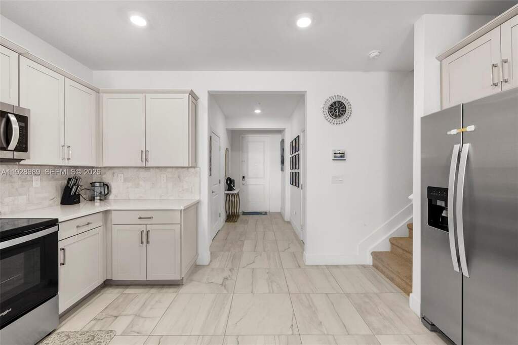 3 Bedroom Villa/Townhouse's Image 7