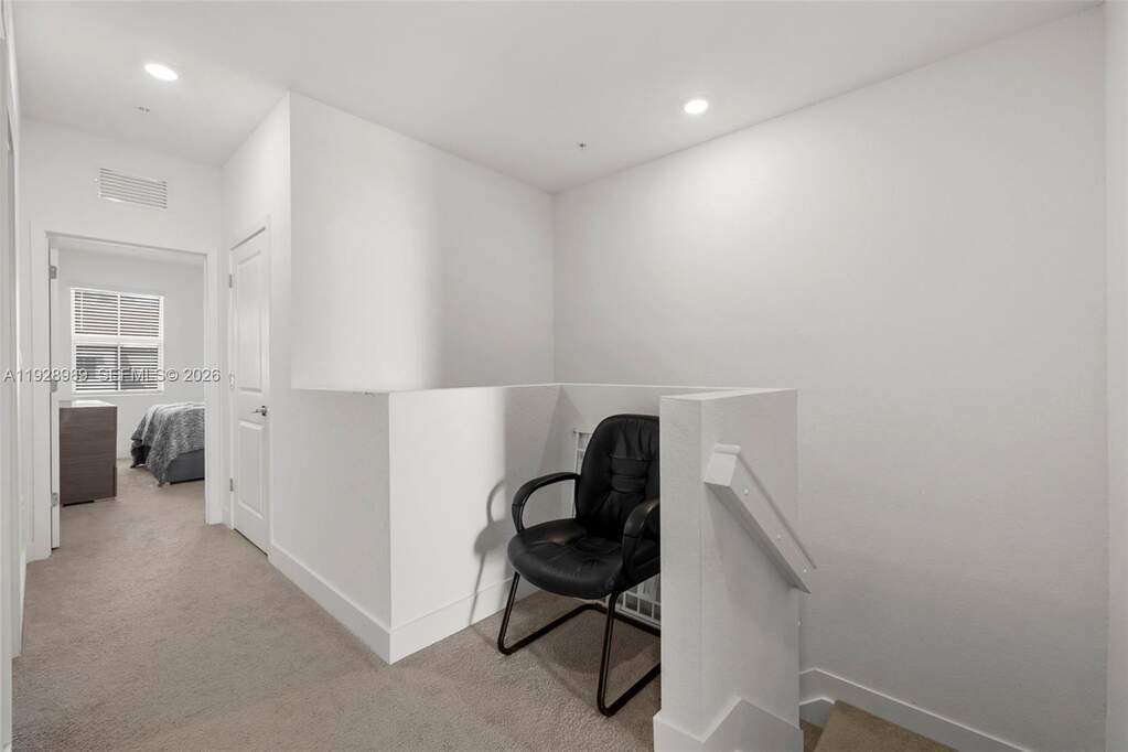 3 Bedroom Villa/Townhouse's Image 17
