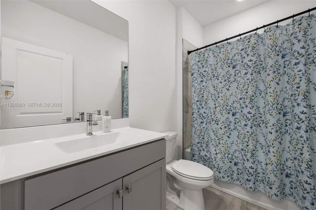 3 Bedroom Villa/Townhouse's Image 19