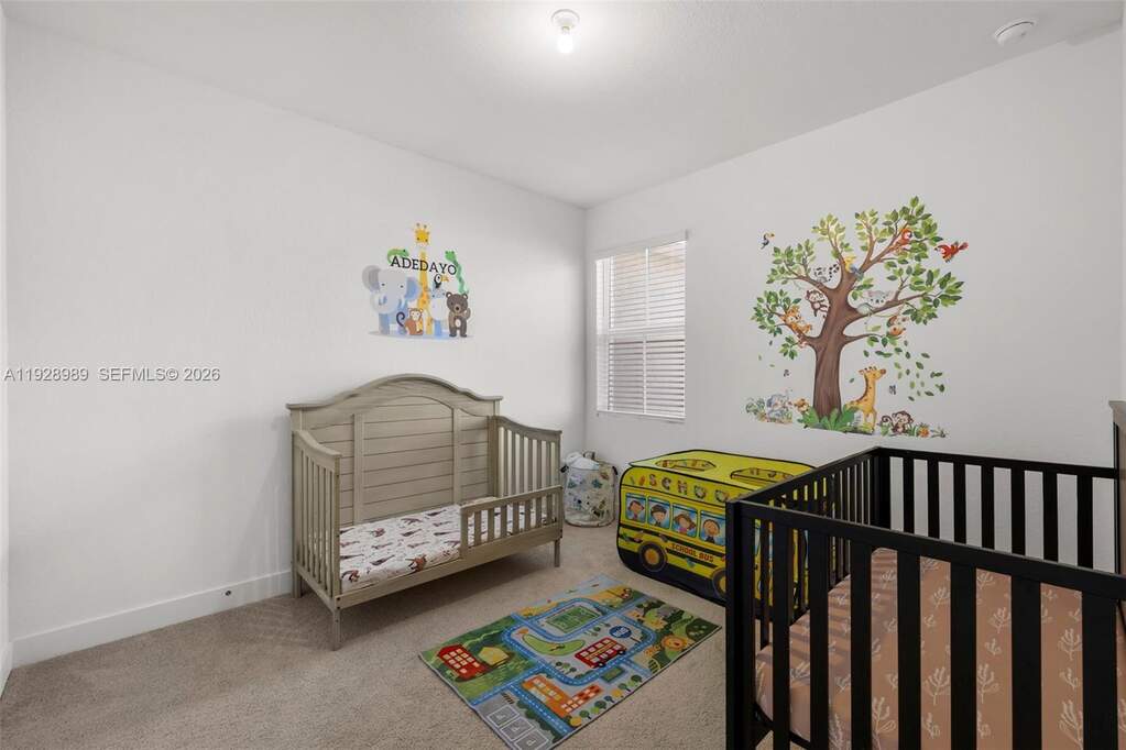 3 Bedroom Villa/Townhouse's Image 26