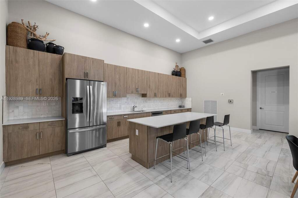 3 Bedroom Villa/Townhouse's Image 38