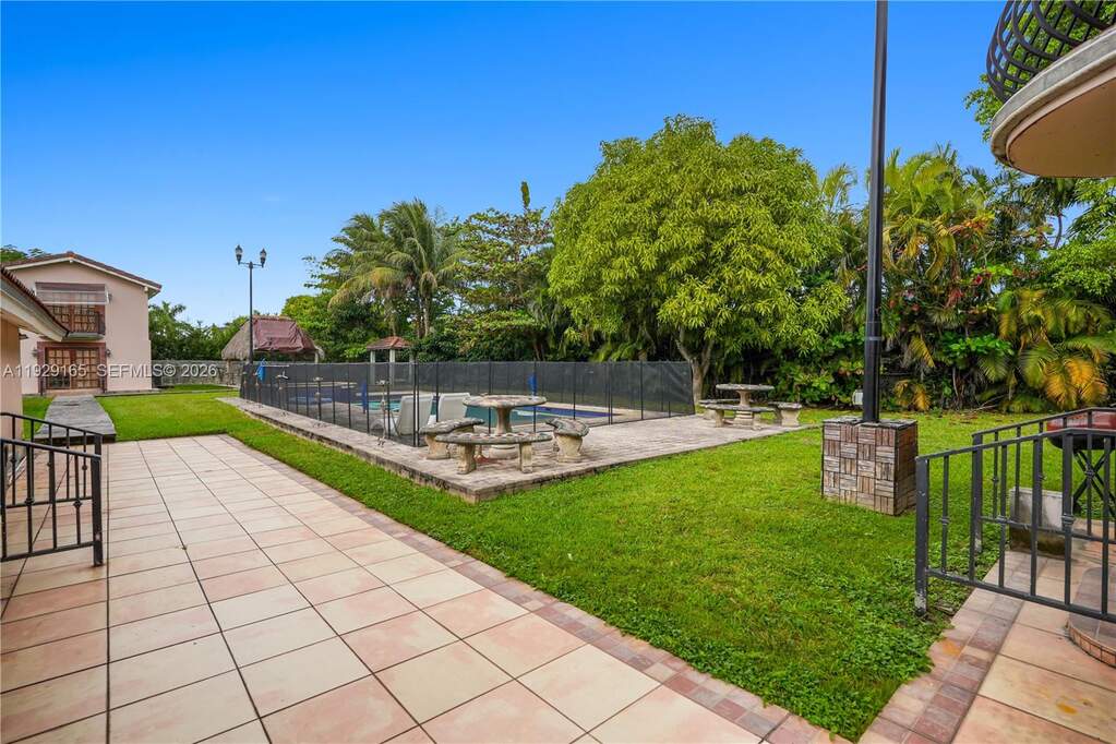 4 Bedroom Single Family Home/House's Image 29