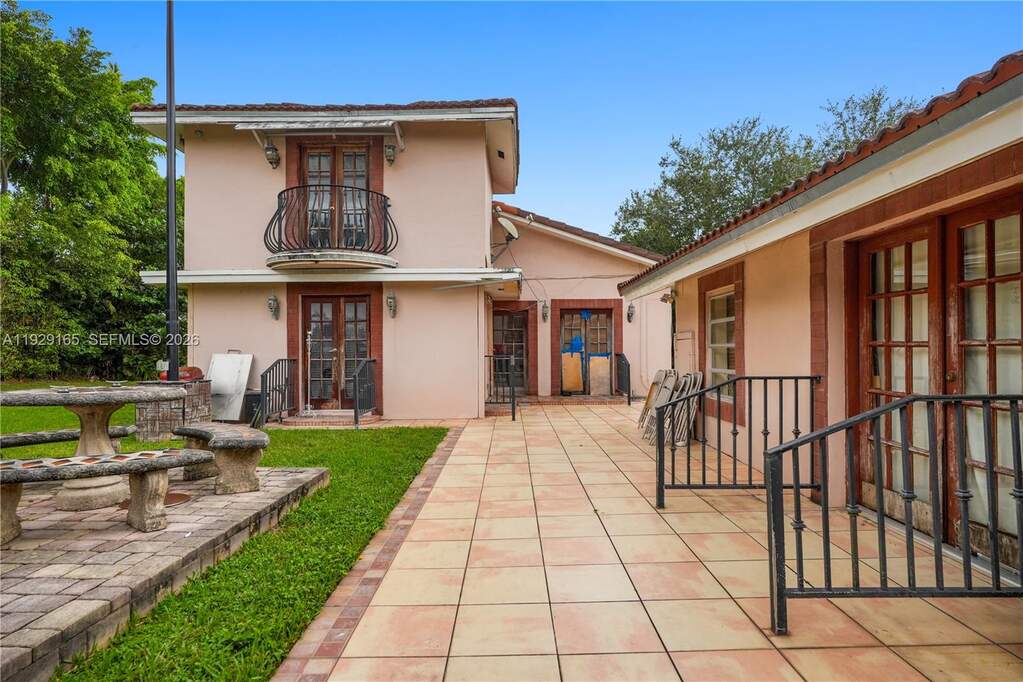 4 Bedroom Single Family Home/House's Image 30