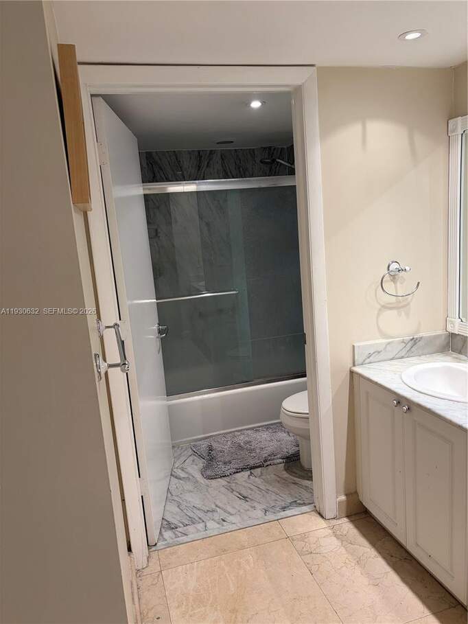 1 Bedroom Apartment/Flat's Image 12