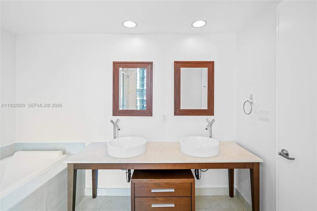 2 Bedroom Apartment/Flat's Image 27