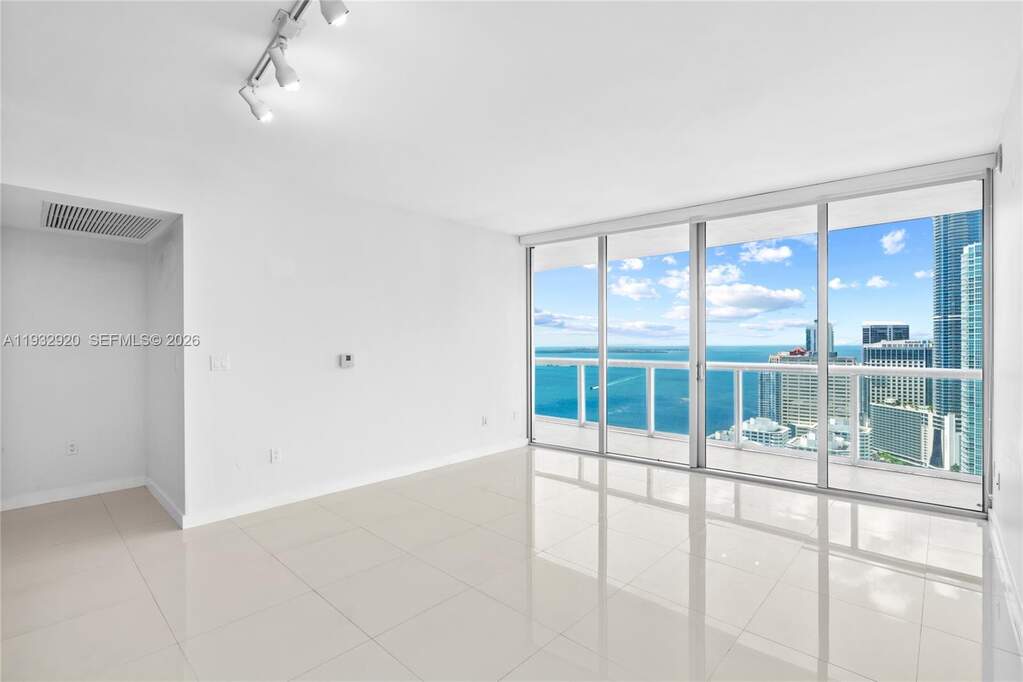 2 Bedroom Apartment/Flat's Image 32