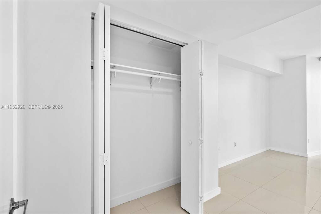 2 Bedroom Apartment/Flat's Image 36