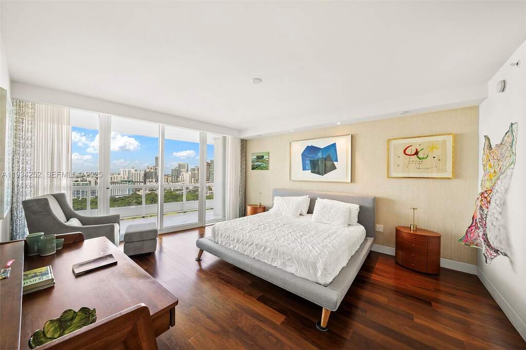 2 Bedroom Apartment/Flat's Image 7