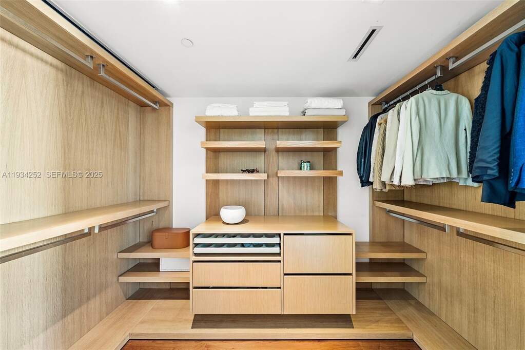 2 Bedroom Apartment/Flat's Image 10