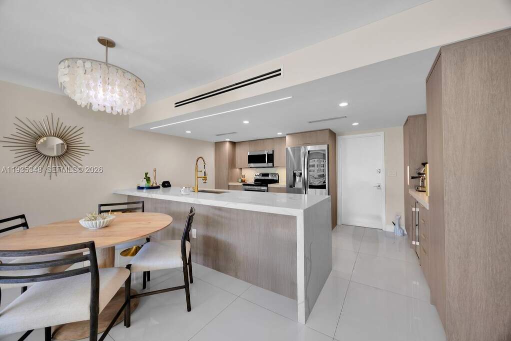 2 Bedroom Apartment/Flat's Image 6