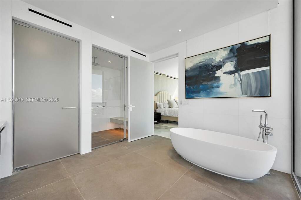 3 Bedroom Apartment/Flat's Image 33