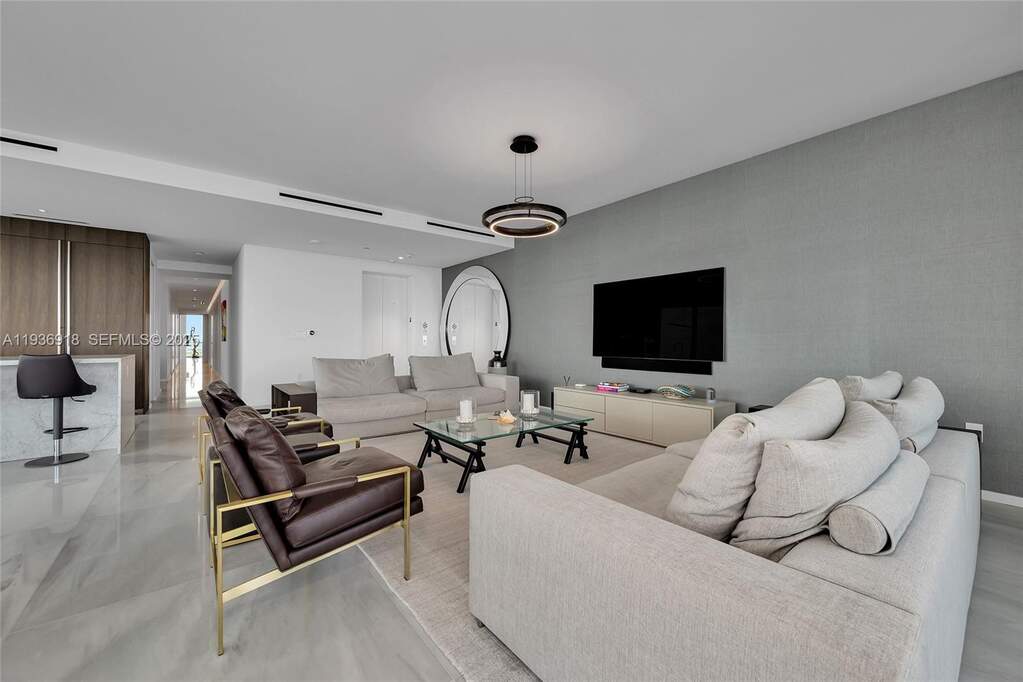 3 Bedroom Apartment/Flat's Image 5