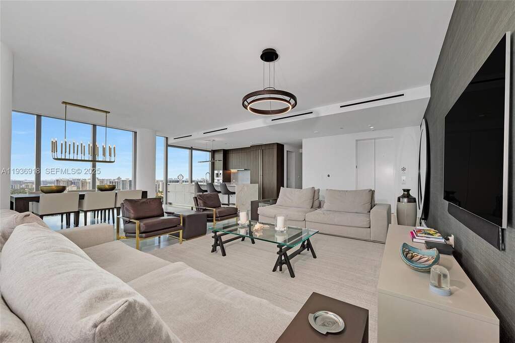 3 Bedroom Apartment/Flat's Image 6