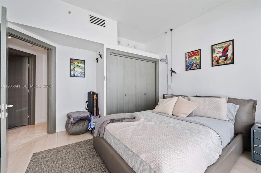 3 Bedroom Apartment/Flat's Image 11