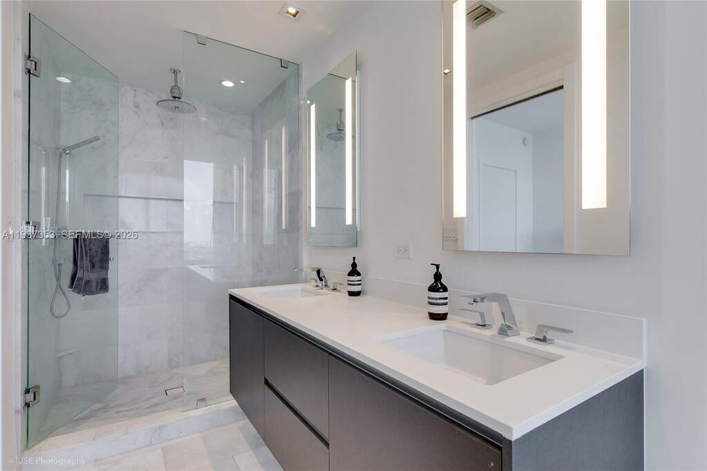 2 Bedroom Apartment/Flat's Image 9