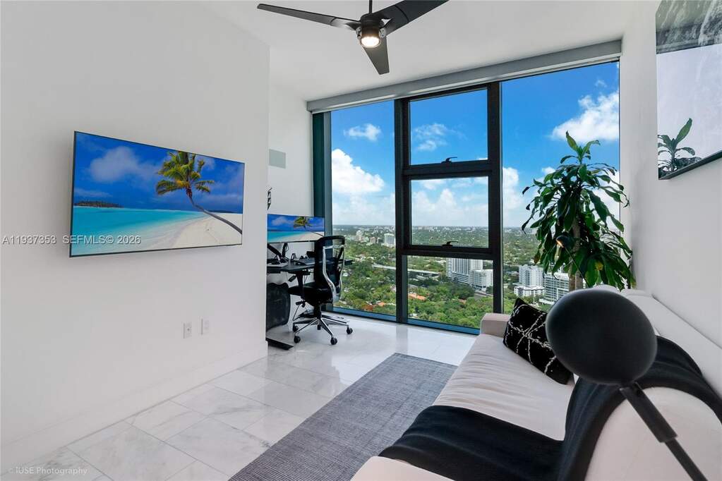 2 Bedroom Apartment/Flat's Image 10