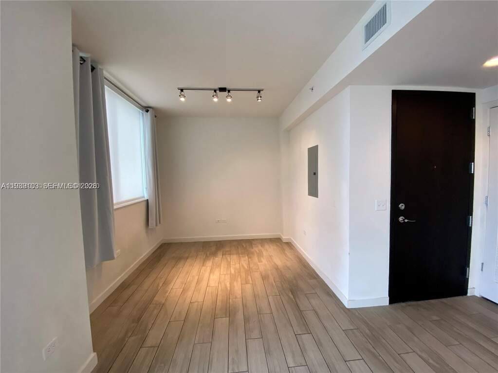 1 Bedroom Apartment/Flat's Image 4
