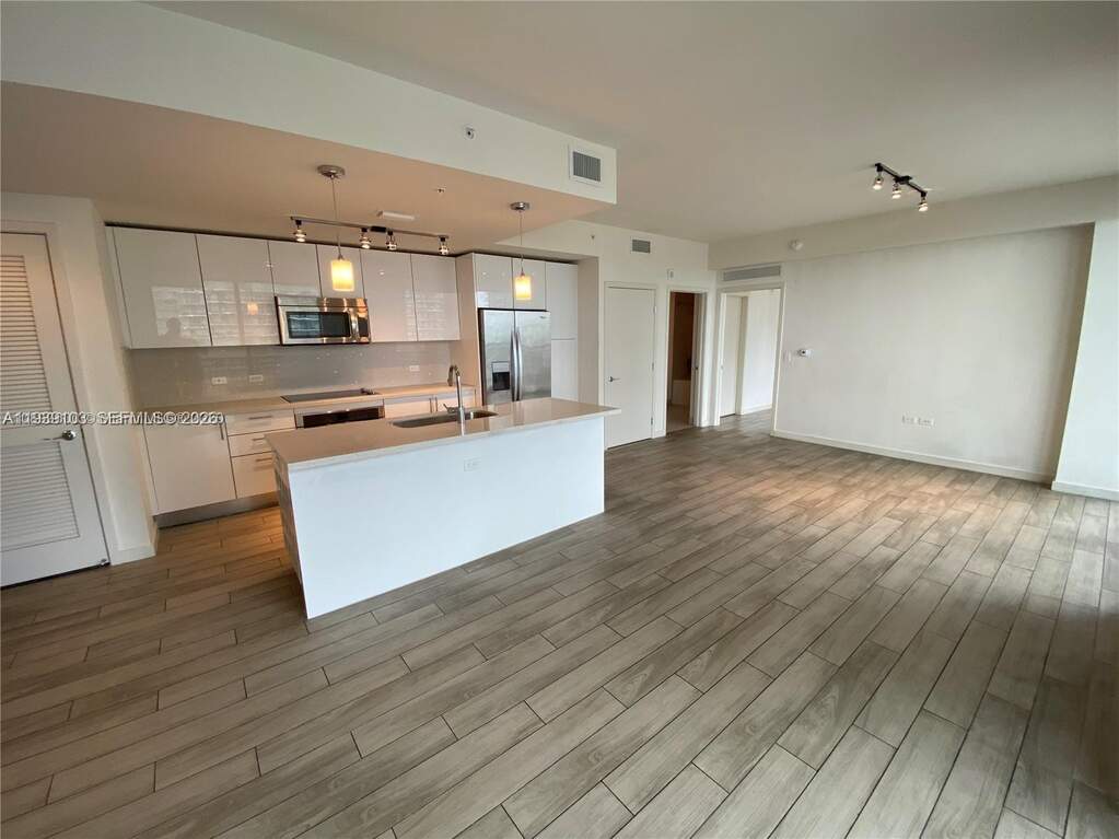 1 Bedroom Apartment/Flat's Image 5