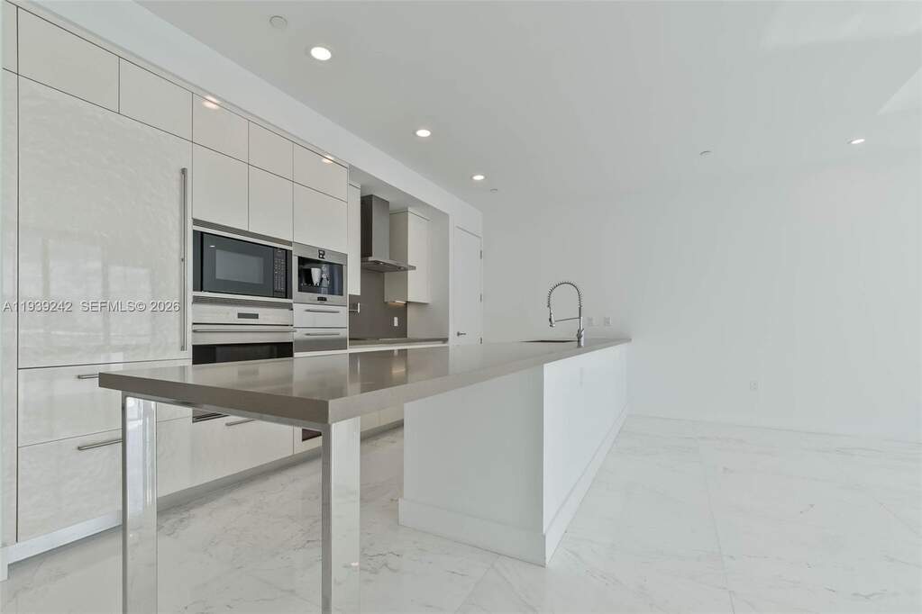 2 Bedroom Apartment/Flat's Image 10