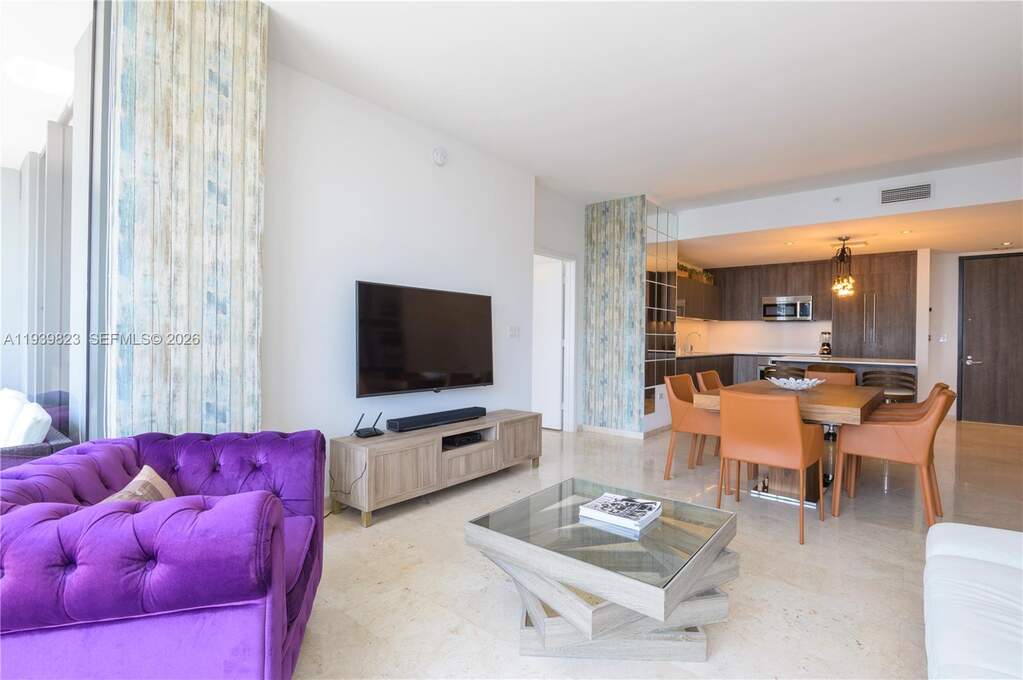 2 Bedroom Apartment/Flat's Image 3