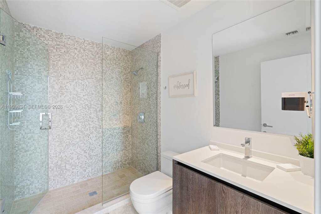 2 Bedroom Apartment/Flat's Image 14