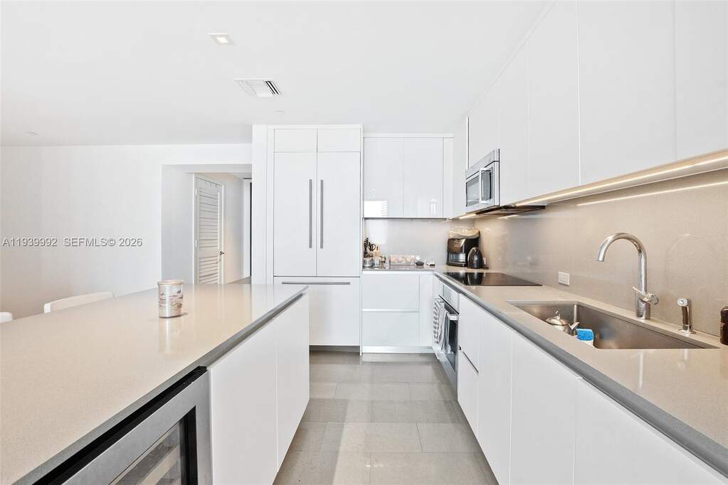 3 Bedroom Apartment/Flat's Image 4