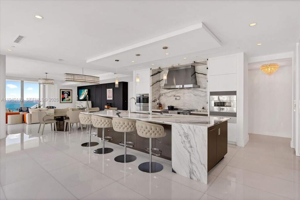 4 Bedroom Apartment/Flat's Image 7