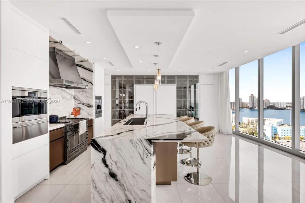 4 Bedroom Apartment/Flat's Image 8