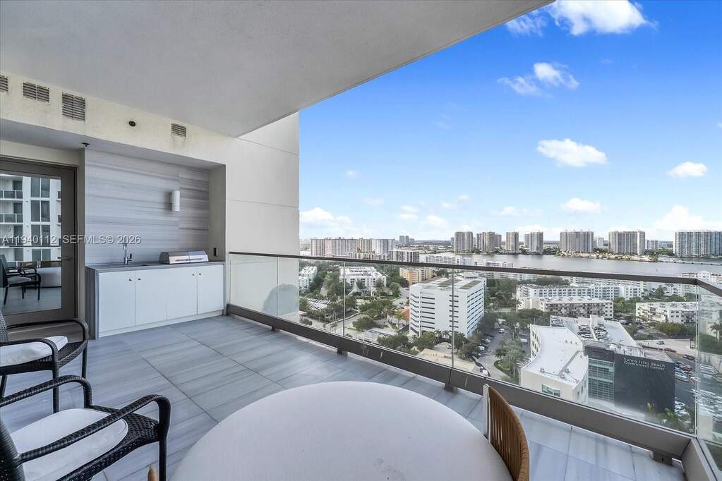 4 Bedroom Apartment/Flat's Image 30
