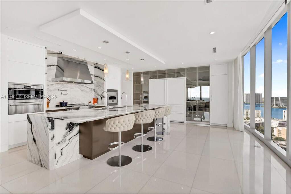 4 Bedroom Apartment/Flat's Image 6