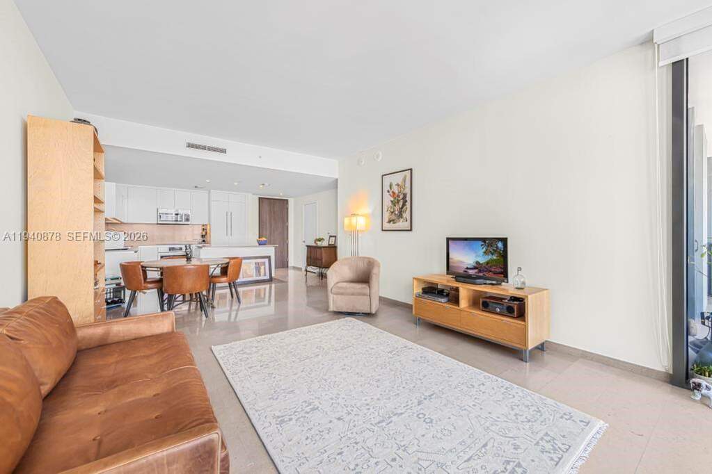 2 Bedroom Apartment/Flat's Image 11