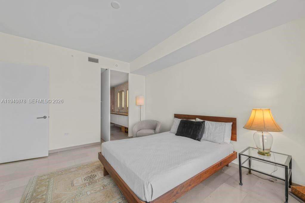 2 Bedroom Apartment/Flat's Image 15