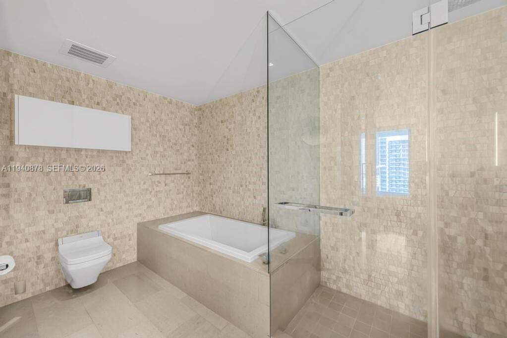 2 Bedroom Apartment/Flat's Image 18