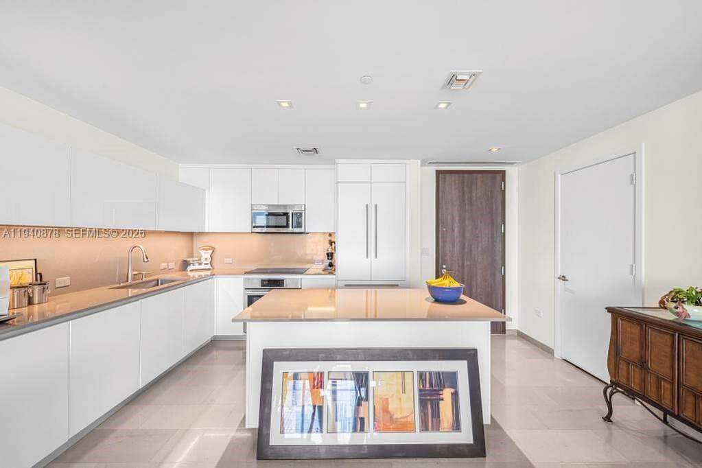 2 Bedroom Apartment/Flat's Image 6